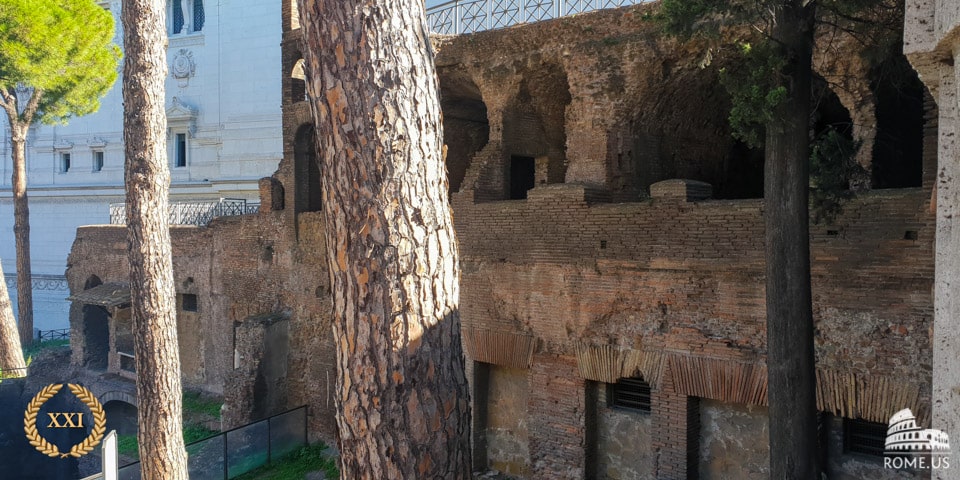 Ancient Insula Romana on Piazza Venezia in Rome