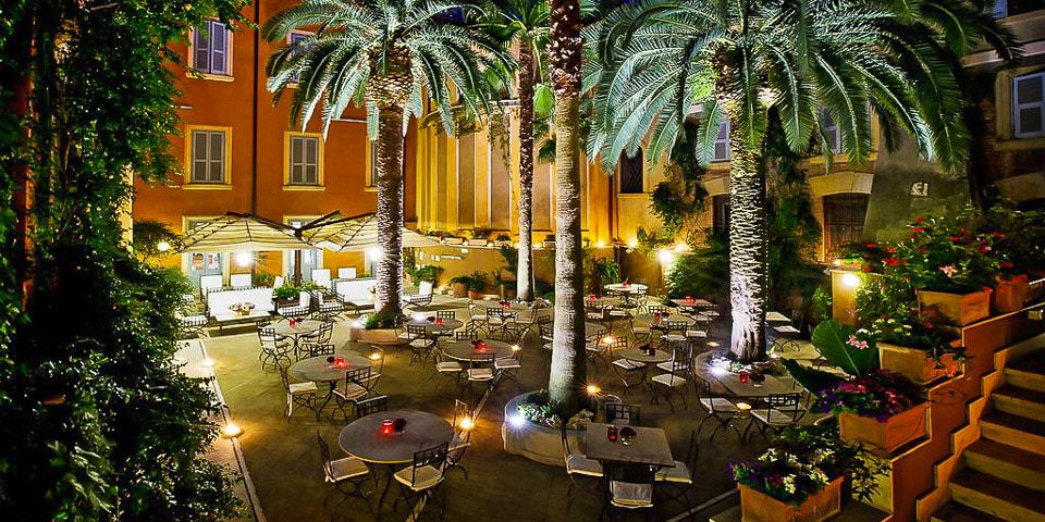 4 star Hotel Ponte Sisto perfect location near the Pantheon in Rome
