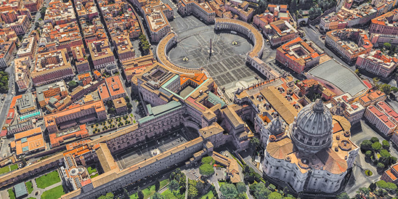 St Peter’s Square, Vatican City – History, Highlights & Tips
