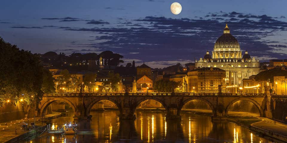 Tiber River in Eternal City of Rome