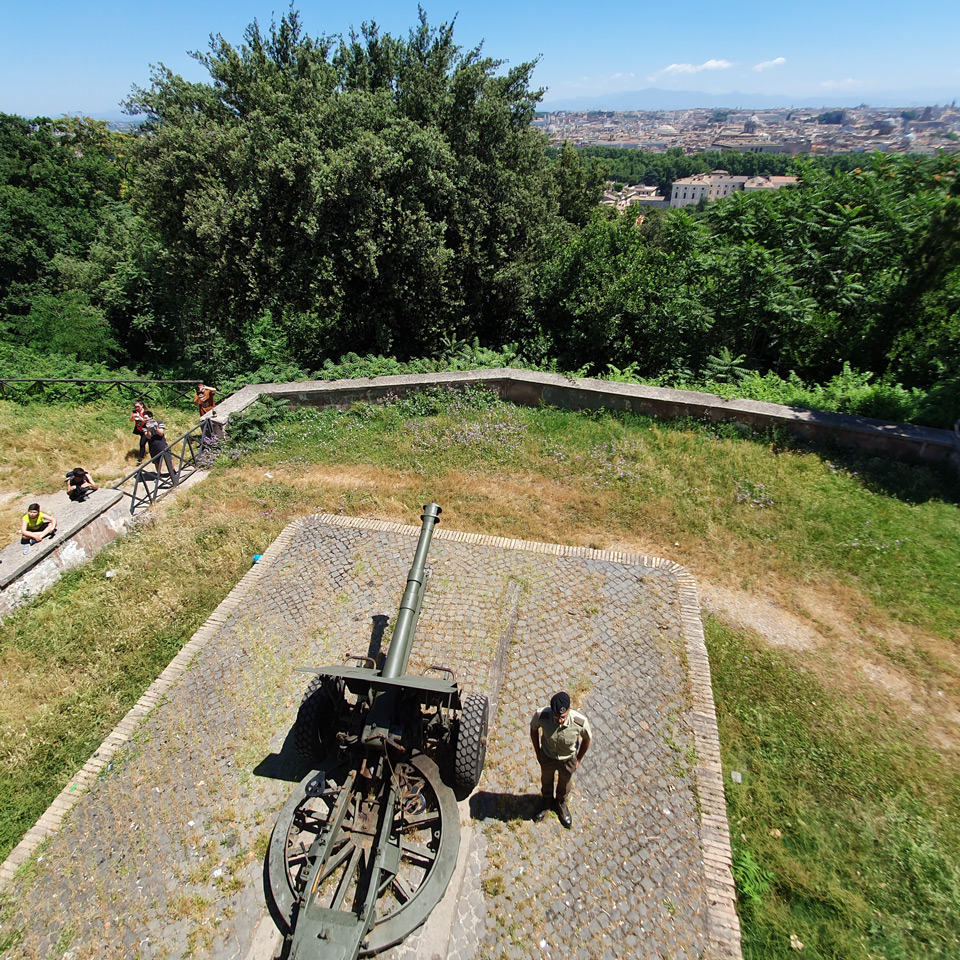 View from the upper parapet towards Il Cannone del Gianicolo before the daily noon firing