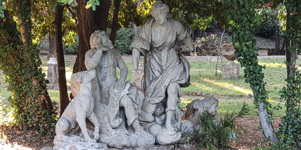 Diana, Endymion and a hunting dog in the sandstone sculptural group at Villa Sciarra